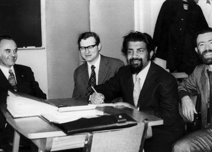 Picture-taken-in-Prof-Ingardens-office-December-1975-From-left-to-right-Roman